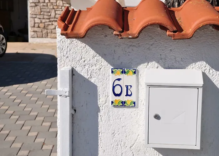 Radoslava شقة يزيرا