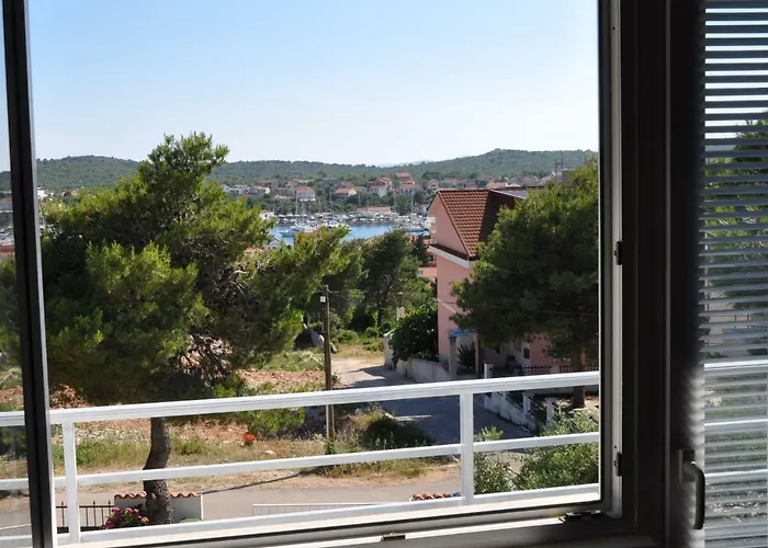 Radoslava アパート *